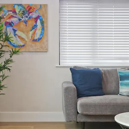 Luxury Beachside Sea View Apartment Saint Merryn